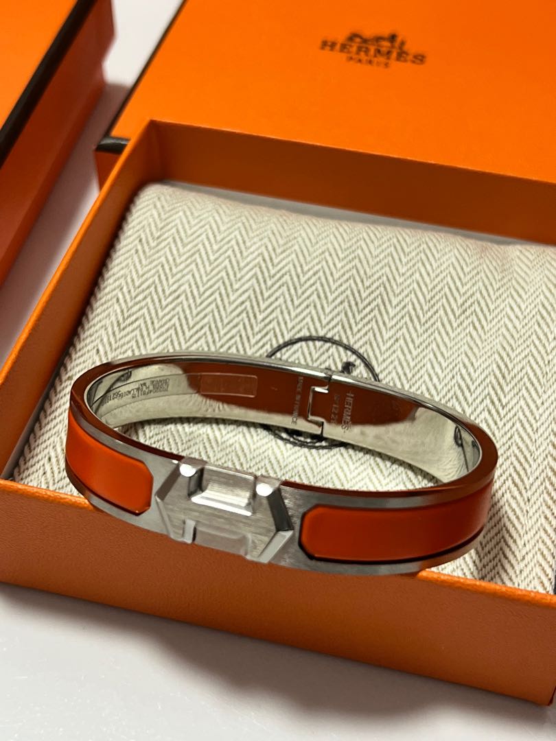 Hermes Men Bracelet, Men's Fashion, Watches & Accessories, Jewelry on  Carousell