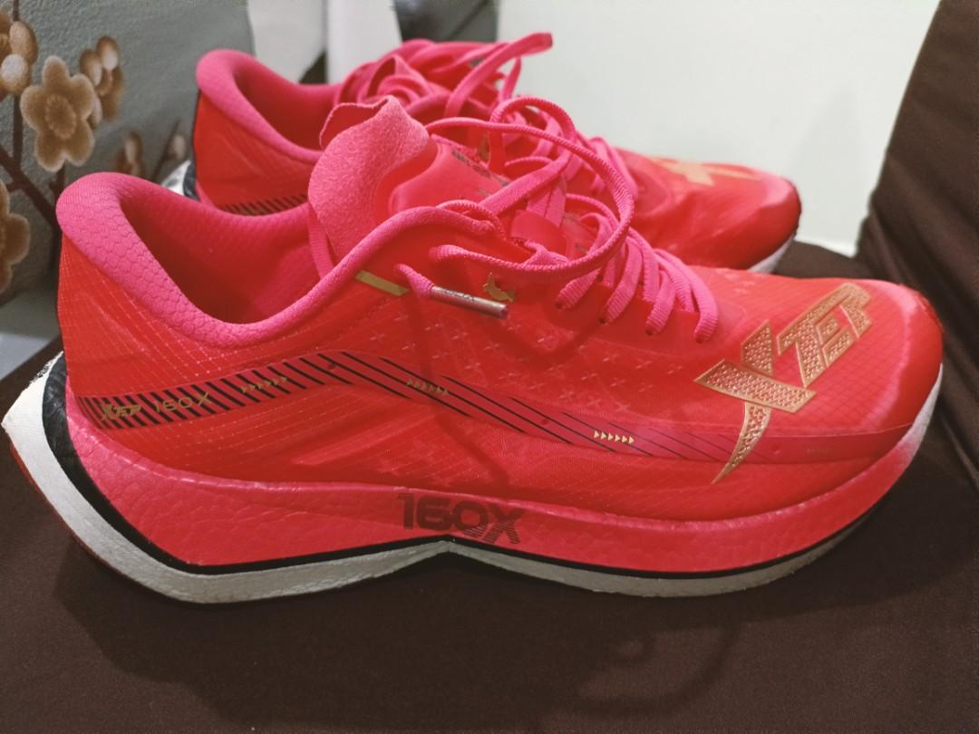 Carbon Plate Running Shoe, Sports Equipment, Other Sports Equipment and