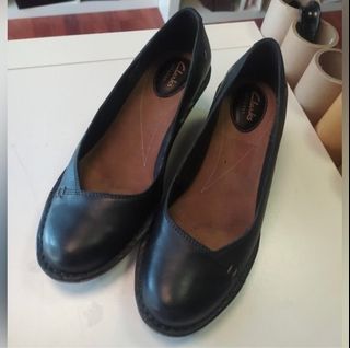 (Category: ) located in . Submitted by nuarindah (Listing ID 1180042034, Image 1). Description: .