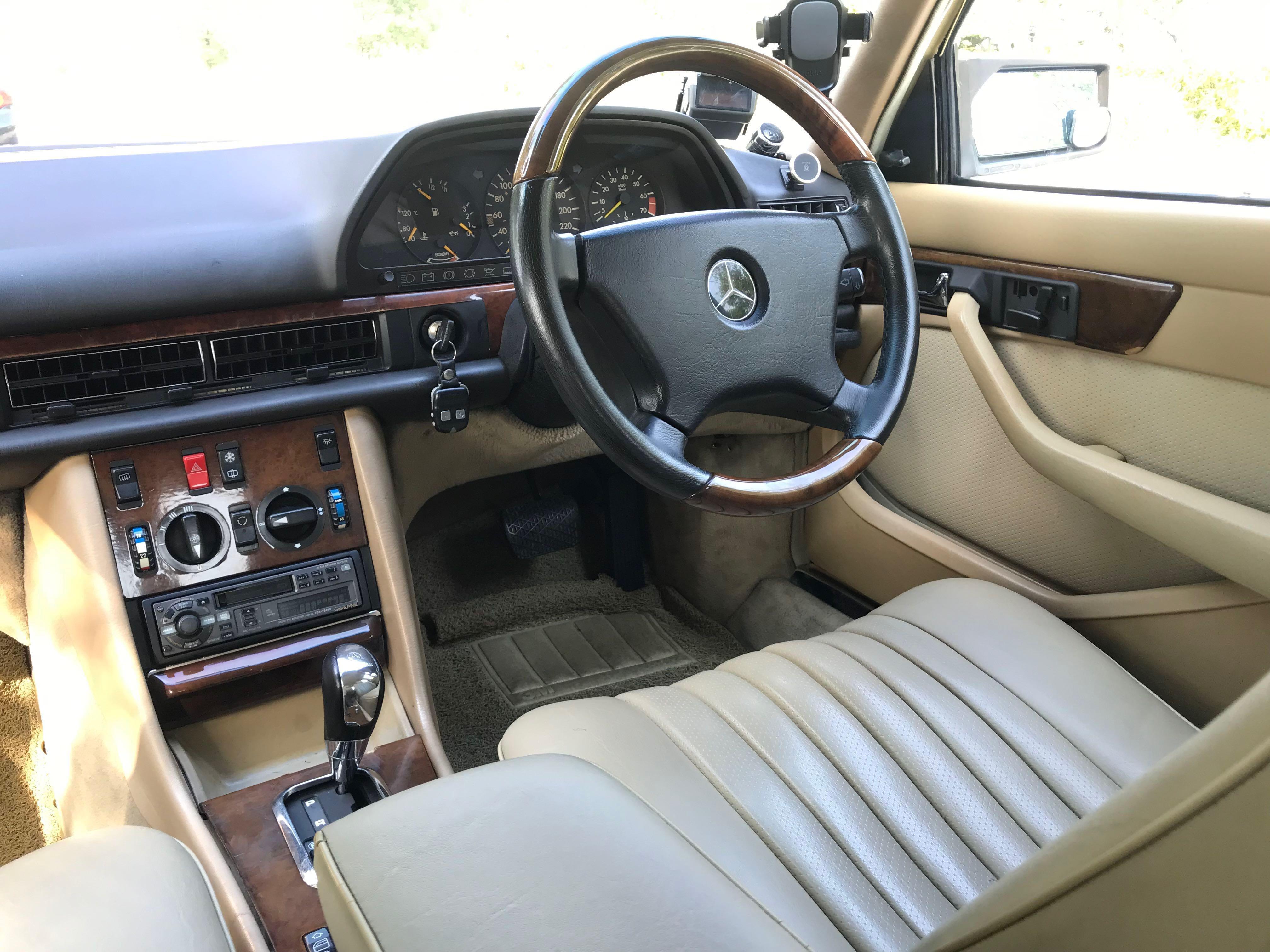 Vintage / Classic Wedding Car Rental (with Driver) Mercedes W126