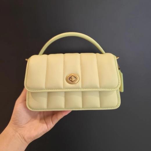 Coach Turnlock Clutch 20 with Quilting Women s Fashion Bags Wallets Cross body Bags on Carousell