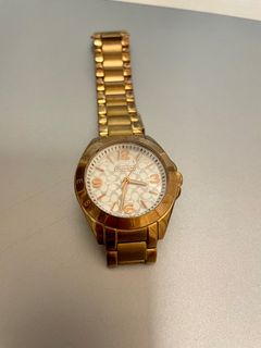 （分類：）位於 。 由 fierceturtle.867303 提交（商品編號 1179952643，圖片 1）。簡介： 。
