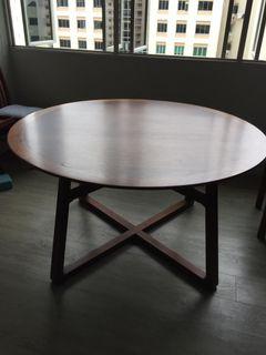 (Rare discontinued) Commune Weiland Dining Table Round American Walnut Wood