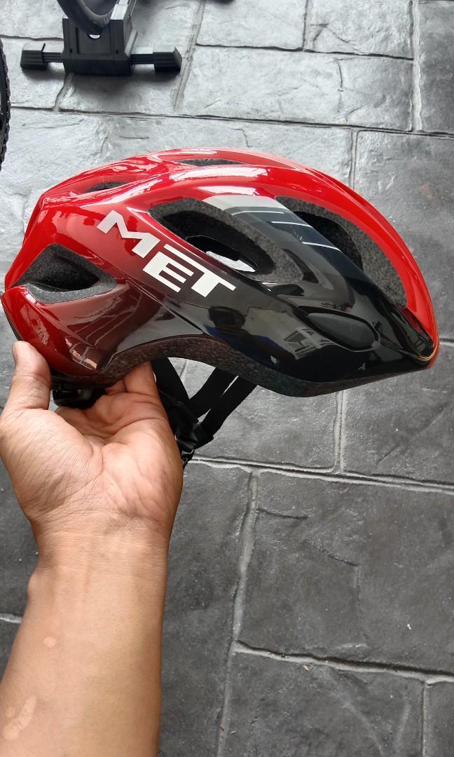Cycling helmet MET Sports Equipment Bicycles Parts Bicycles