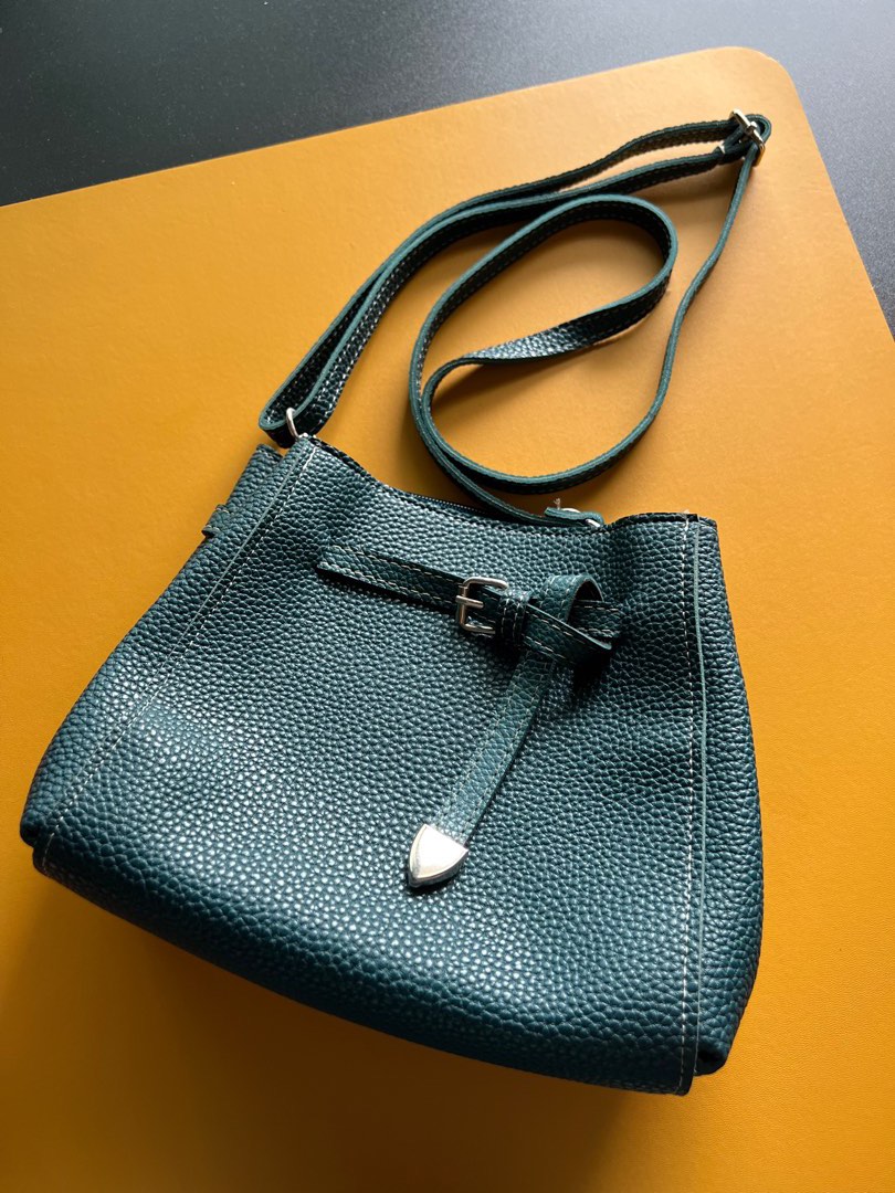 Dark Green Small Sling Bag, Women's Fashion, Bags & Wallets, Shoulder