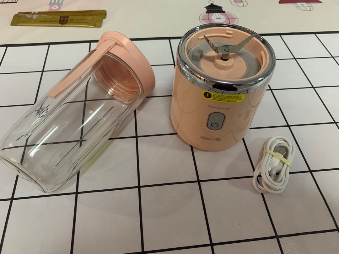 Deerma DEMNU05 Mini Juice Blender, TV & Home Appliances, Kitchen