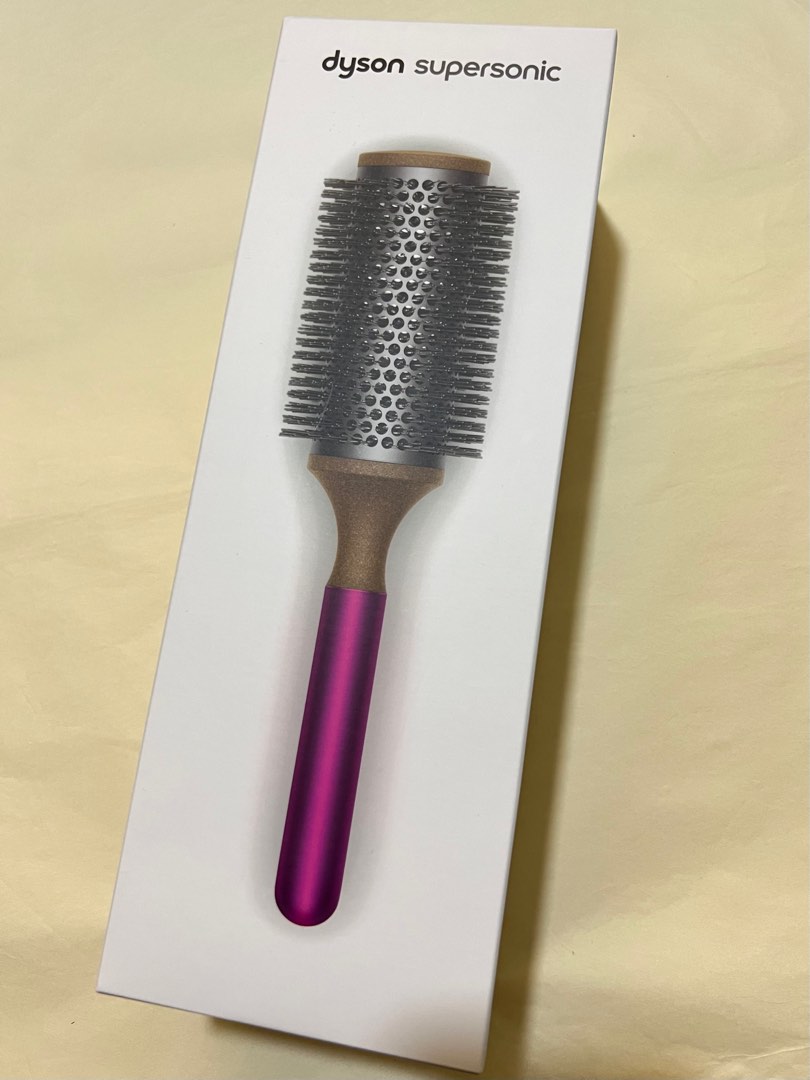 Dyson hair brush, Beauty & Personal Care, Hair on Carousell