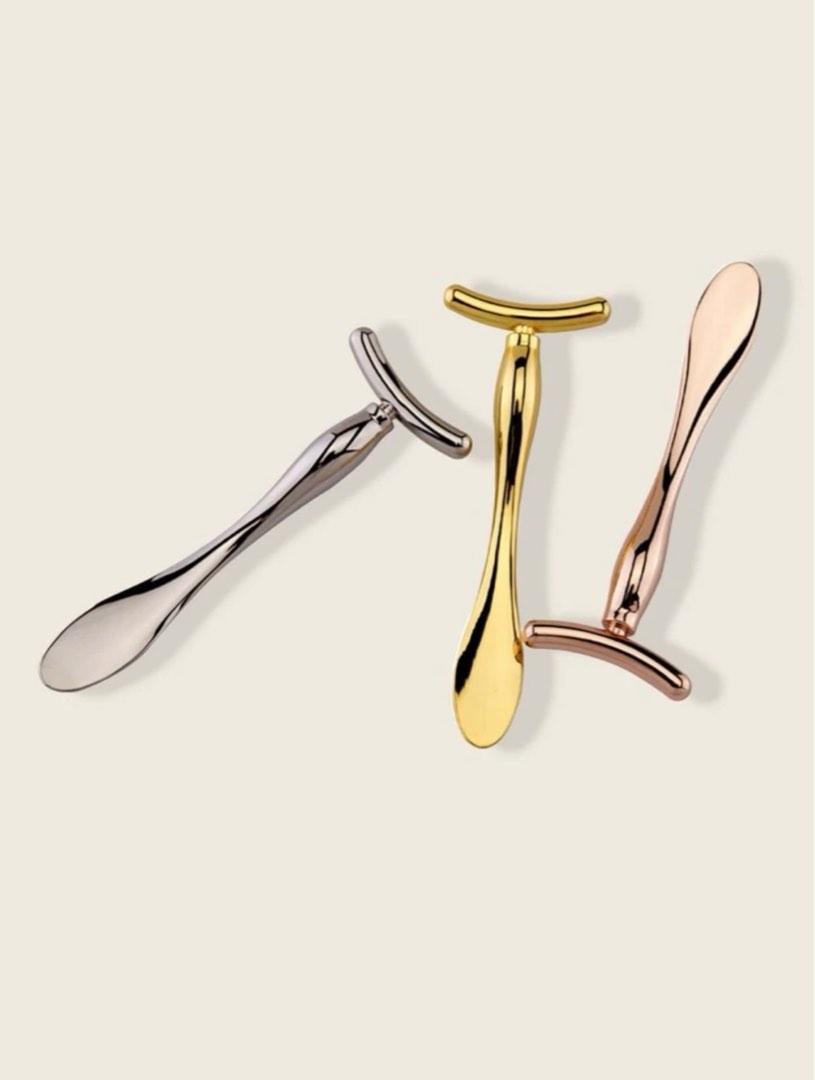 Eye/Face Massager (Silver) (Category: Face Care) located in Manila. Submitted by sis_irene (Listing ID 1179928264, Image 1). Description: Color: Silver only Material: Zinc Alloy HLW: 3 cm, 10 cm, 3.5 cm .