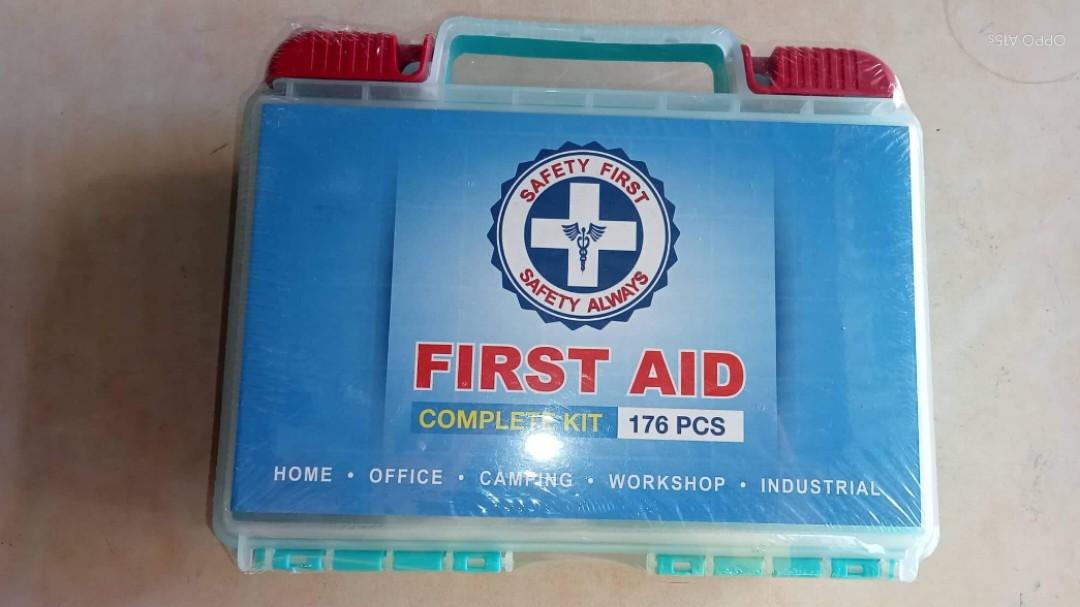 Kit 176 First Aid Kit (176 pcs), Health & Nutrition, Medical Supplies & Tools ...