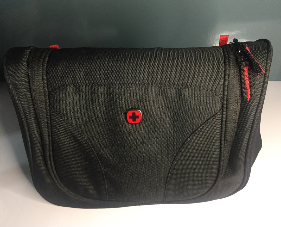 For Sale Wenger toiletry bag kit Men s Fashion Bags Belt bags