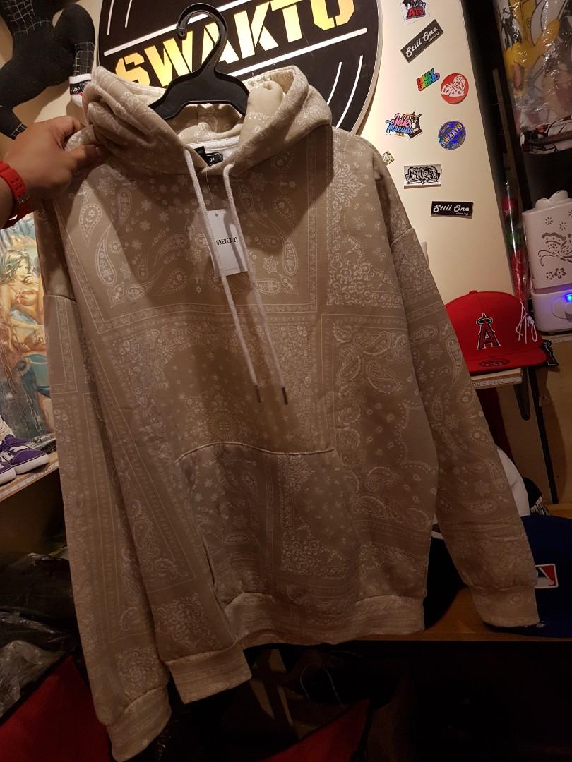 Forever 21 shop paisley hoodie