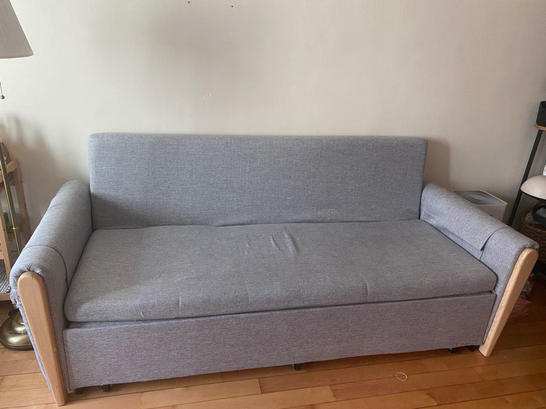 FREE Sofa Bed with hidden storage, 傢俬＆家居, 傢俬, 梳化 Carousell