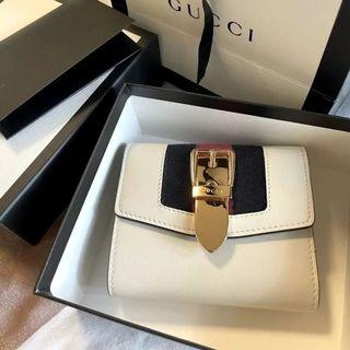 Gucci Sylvie Compact leather wallet in White