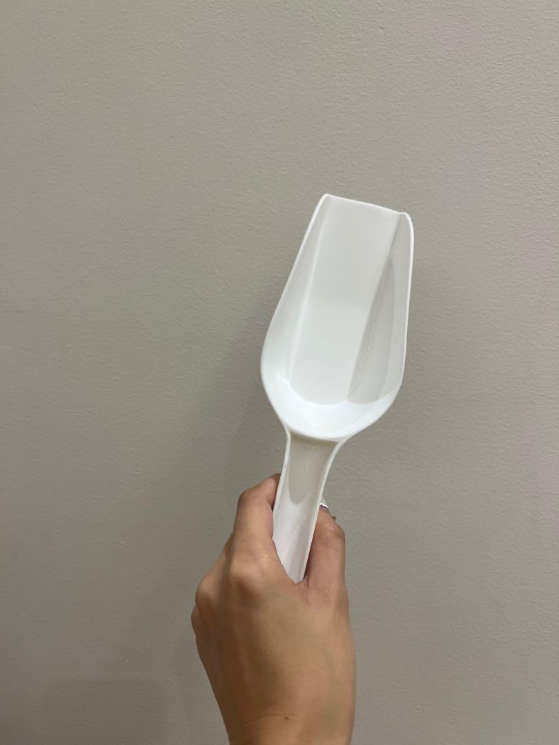 Ice Scooper plastic (Category: Other Kitchenware & Tableware) located in Quezon City. Submitted by klaguilar (Listing ID 1179964206, Image 2). Description: Available 10pcs.