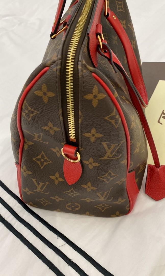 Diremehkan Staf Toko, Pria Ini Robek Tas Louis Vuitton Seharga Puluhan Juta