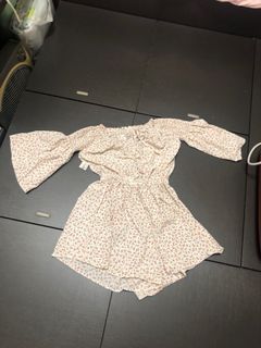 （分類：）位於 。 由 prfng 提交（商品編號 1180042358，圖片 1）。簡介： 。