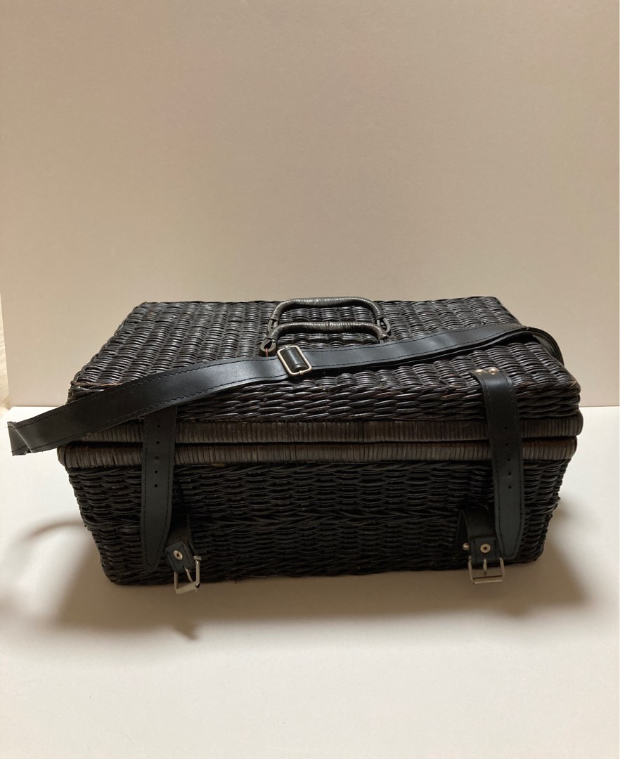 Leather straps Picnic Basket, Furniture & Home Living, Kitchenware