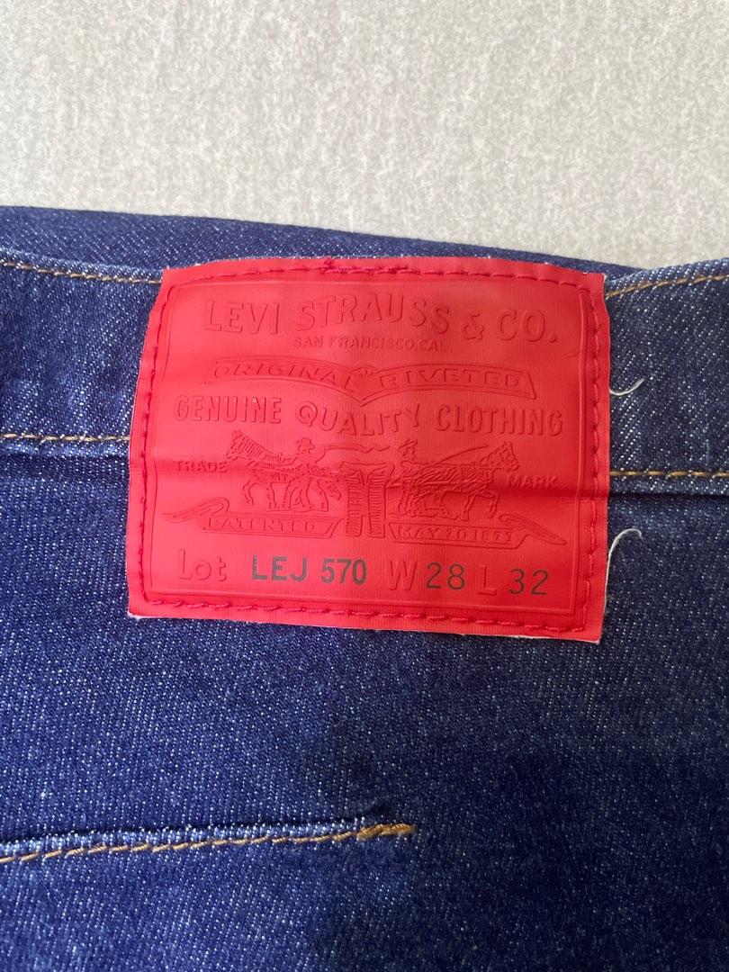 Levi's Red Tab LEJ 570 Baggy Taper Jeans, Men's Fashion, Bottoms, Jeans on  Carousell