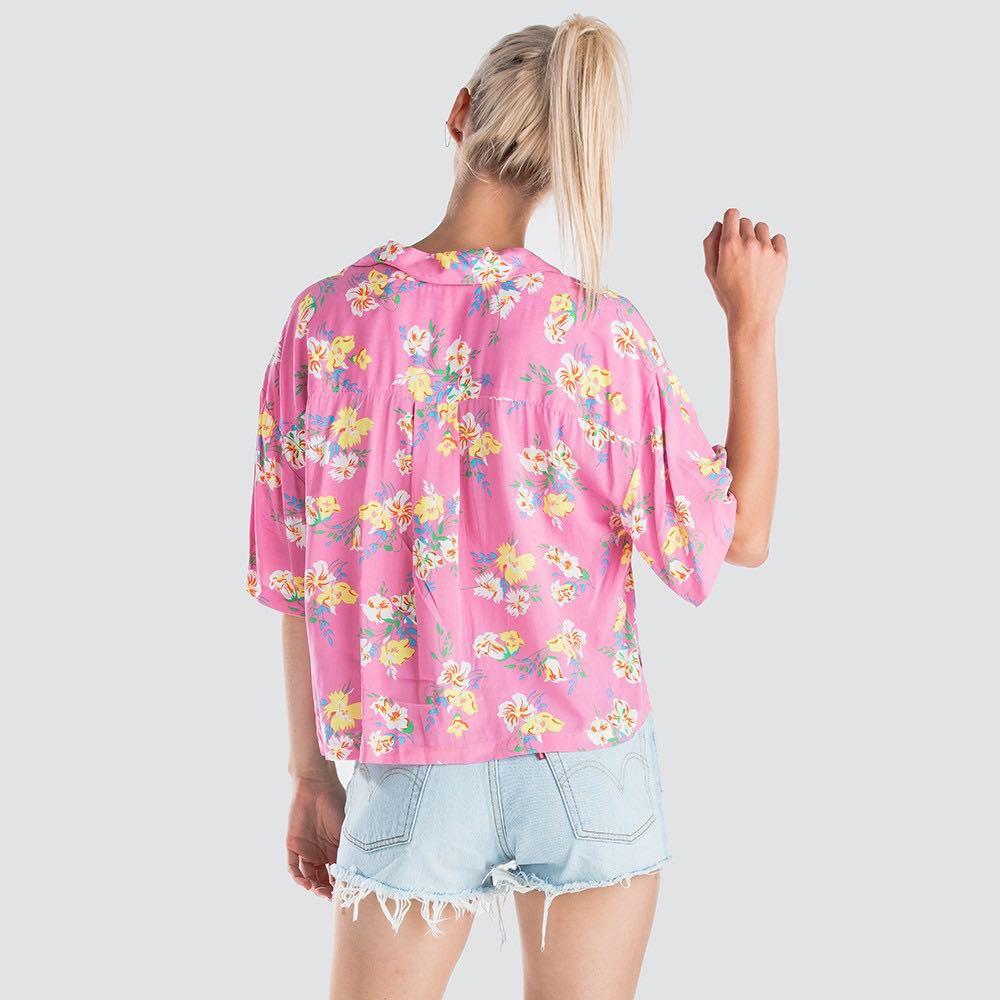 Levis Women Mahina Shirt Women s Fashion Muslimah Fashion Tops on Carousell