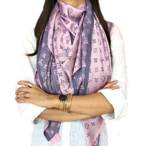 Louis Vuitton hot air balloon pattern pink silk scarf, Women's Fashion,  Watches & Accessories, Scarves on Carousell