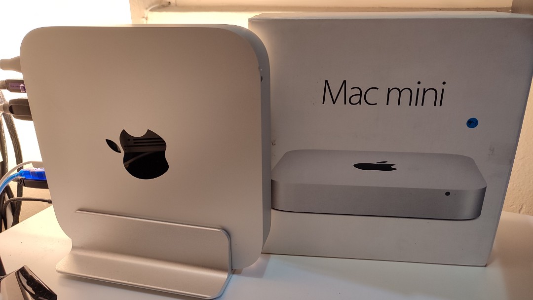 Mac Mini (Late 2014) / i5 2.6ghz / 16gb Ram / 500gb SSD