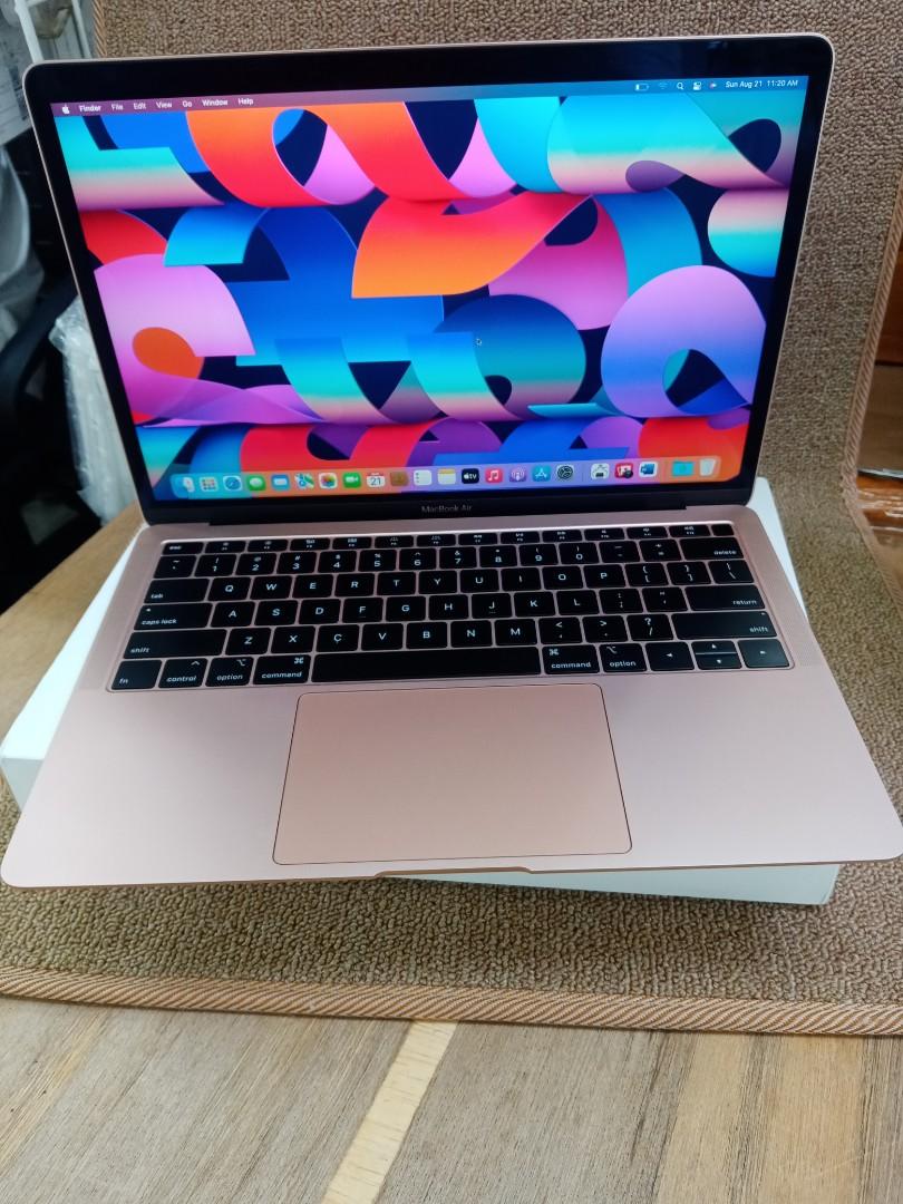 Macbook air (Retina 13inch 2018) Smooth and presentable, Computers