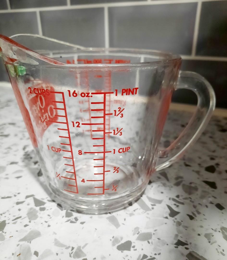 Measuring Cup Anchor Hocking Vintage (Category: Bakeware) located in Makati City. Submitted by darlenc (Listing ID 1180020015, Image 3). Description: Vintage Anchor Oven Original made in U.S.A. This is an American Glassware since 1905. Very ideal for those who love to bake and gift collection for all occasions..