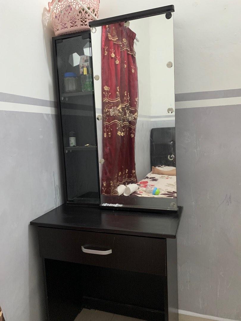 Meja solek makeup table Used, Furniture & Home Living, Furniture, Other