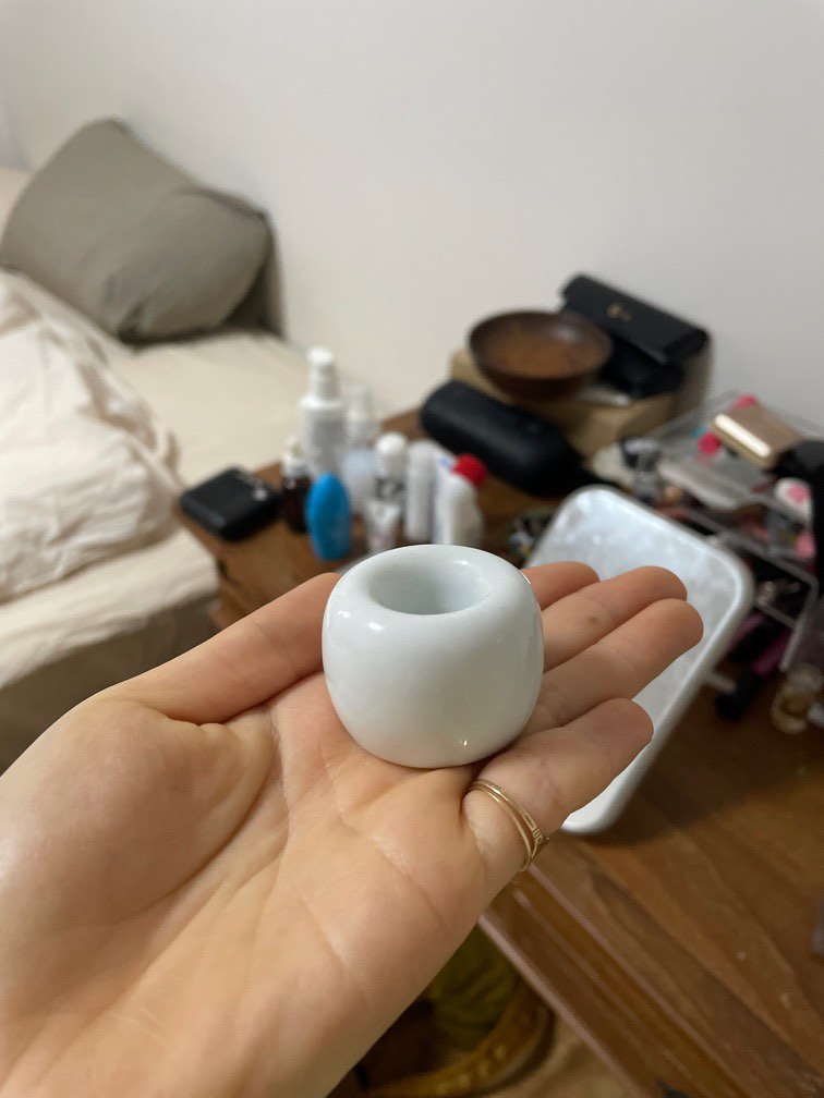 muji toothbrush holder, Furniture & Home Living, Bathroom & Kitchen