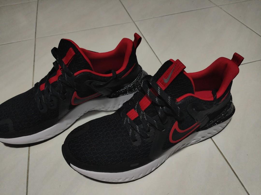 harga nike legend react 2