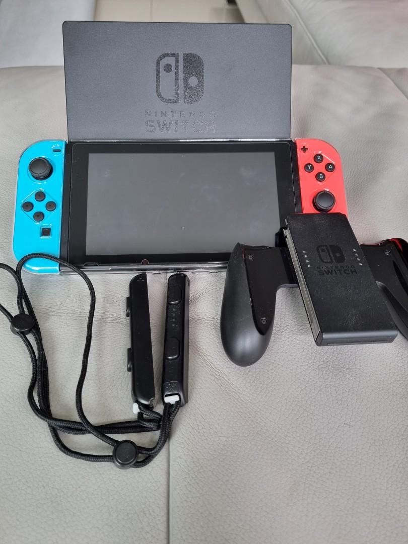 Nintendo Switch Console Neon Gen 2 with 3 games card, crystal case