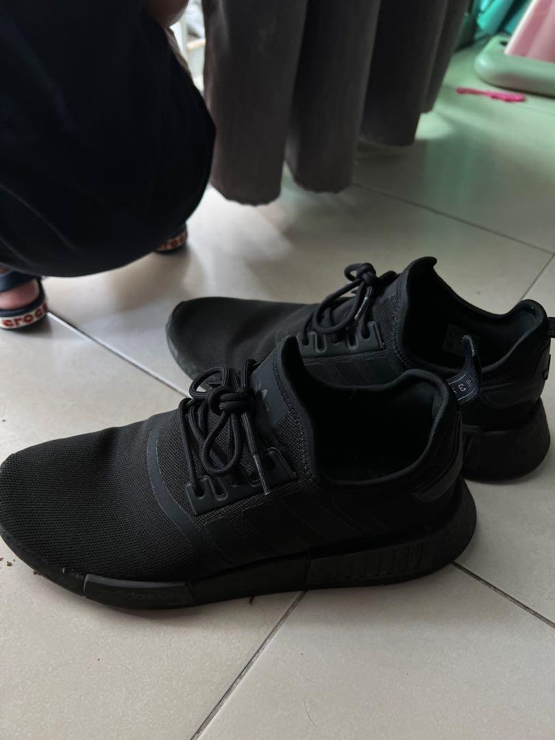 NMD R1 Primeblue- Core black, Men's Fashion, Footwear, Sneakers on Carousell