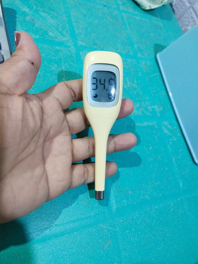 Omron Thermometer, Health & Nutrition, Thermometers on Carousell