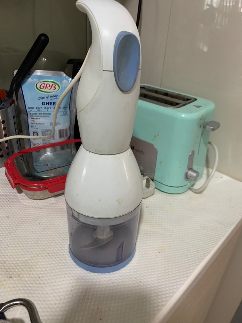 Philips hand mixer hardly used, TV & Home Appliances, Kitchen