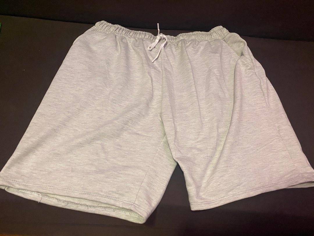 Plus Size XL-3XL Light Gray Jogger Shorts (Category: Shorts) located in Makati City. Submitted by melwithac (Listing ID 1179933284, Image 1). Description: Really nice knee-length plus size jogger shorts. Size indicated is XL-3XL. Includes 2 side pockets. RFS: Doesn’t fit me 😅 I got the wrong size by accident. Measurements from original seller: Material : MIXED TERRY / SEMI.COOL FABRIC LARGE-SEMI 3XL 📏Length: 16.5-17.5 inches 📏 Waist Width: 15-