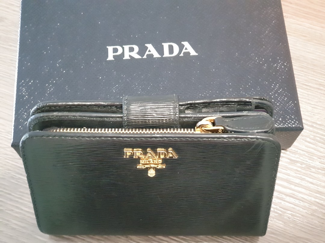 PRADA PORTAFOGLIO LAMPO, Women's Fashion, Bags & Wallets, Purses ...