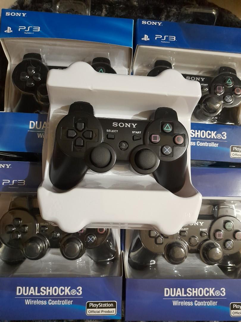 PS3 WIRELESS CONTROLLER (Category: Controllers) located in Quezon City. Submitted by hajjasittienor (Listing ID 1180022811, Image 2). Description: BRAND NEW PS3 WIRELESS CONTROLLER. 350 CABLE CHARGER. 150 SILICON. 150 P0WER CORD. 180 AV CABLE. 200 HDMI CABLE 1.5 METER. 200 Pwede cod. Pwede pick up. Pwede gcash..