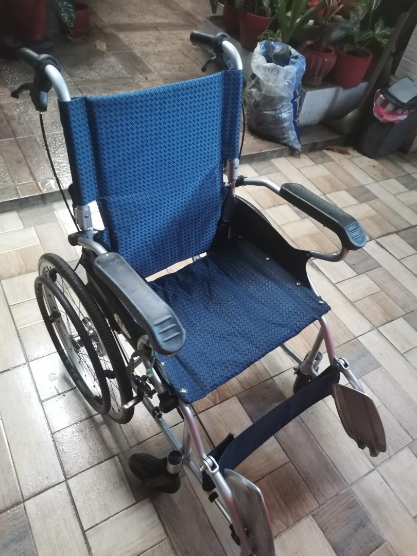 Second Hand Wheelchair, Health & Nutrition, Assistive & Rehabilatory Aids, Wheelchairs on Carousell