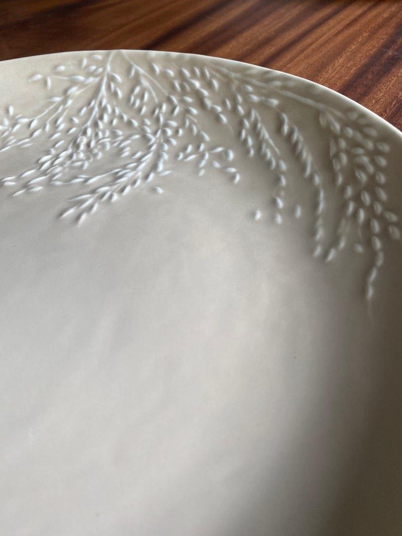 Set of 3 Jenggala ceramic (Balinese) beige rice padi plate, Furniture