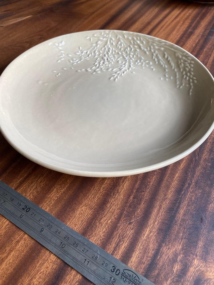 Set of 3 Jenggala ceramic (Balinese) beige rice padi plate, Furniture