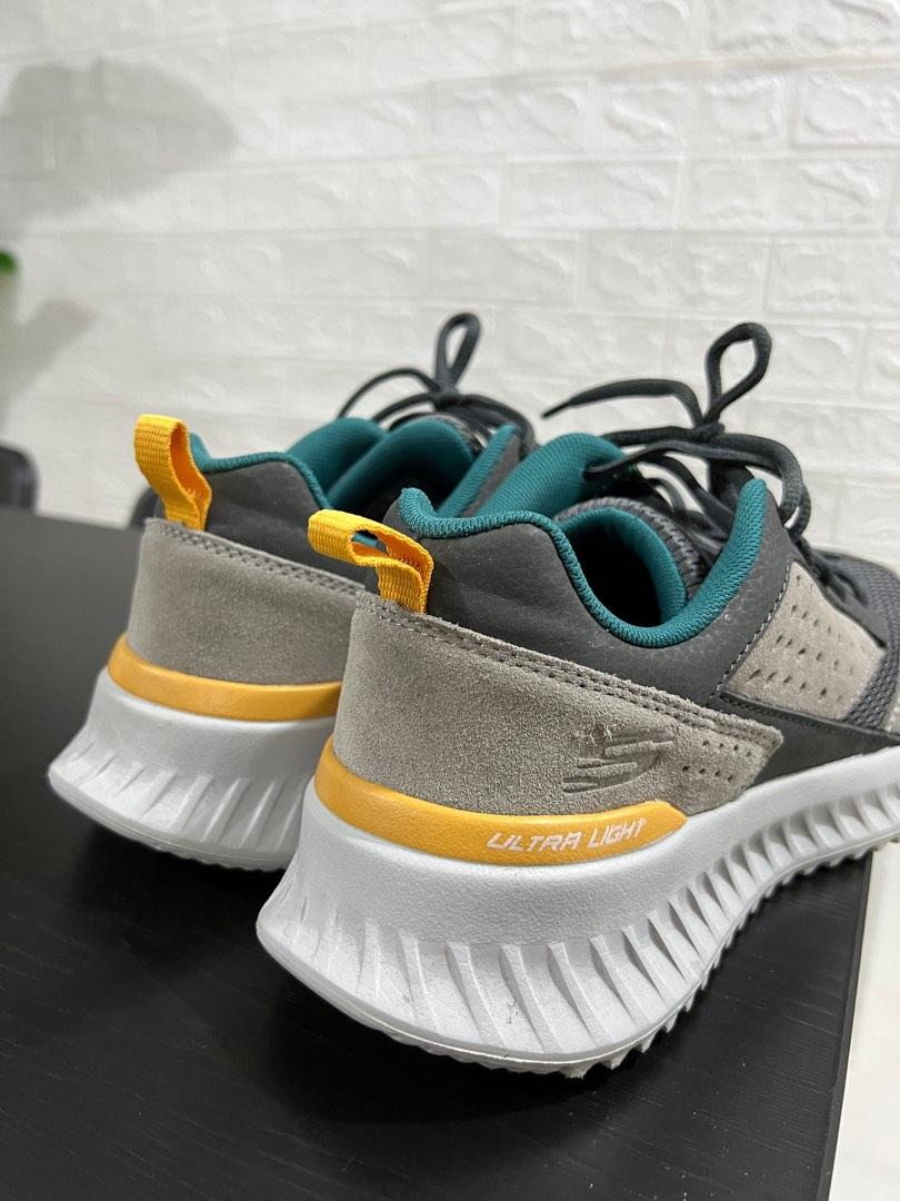 Skechers air cooled memory foam ultra hotsell