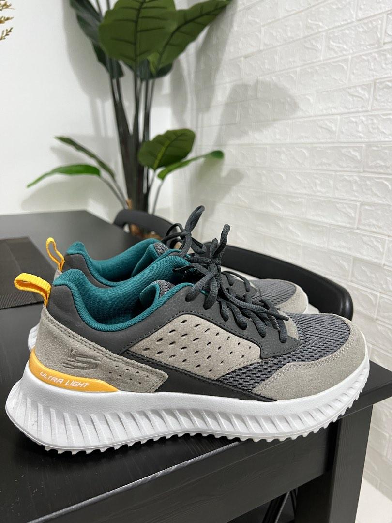 Skechers air cooled memory foam ultra hotsell
