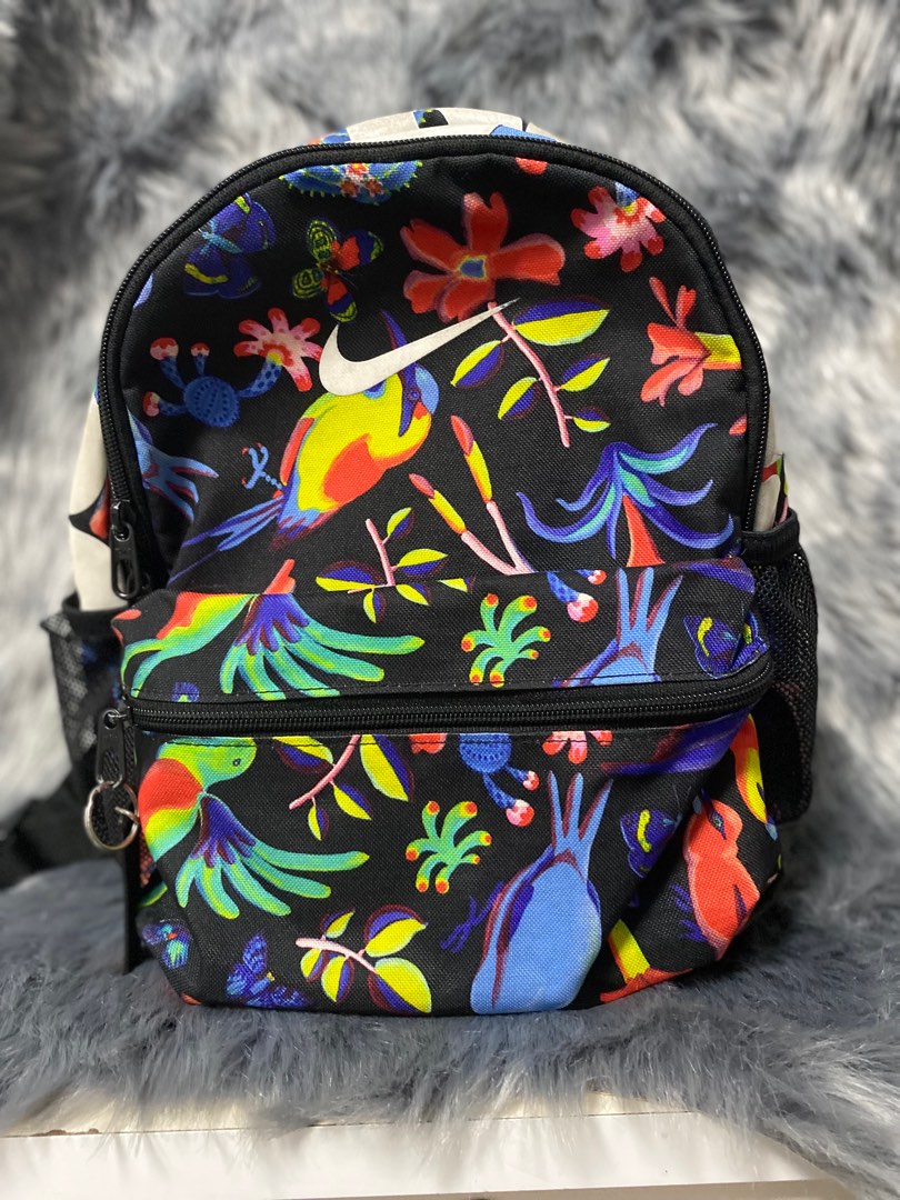 mens small nike backpack