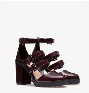 (Category: ) located in . Submitted by wearadress (Listing ID 1179895229, Image 1). Description: .
