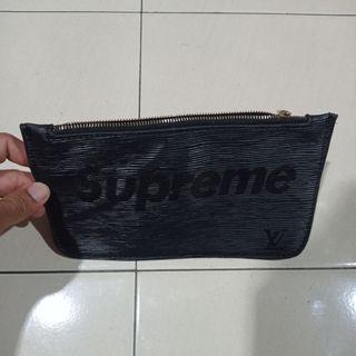 Supreme lv Louis Vuitton small bag unisex Men s Fashion Bags