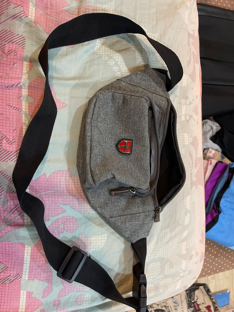 Swiss Bag travel size small, Fesyen 