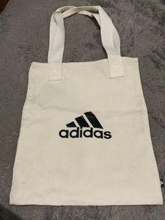 Tas Adidas (totebag)