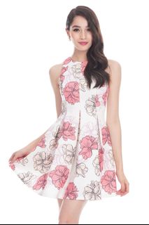 (Category: ) located in . Submitted by myexplodingwardrobe (Listing ID 1180054149, Image 1). Description: .