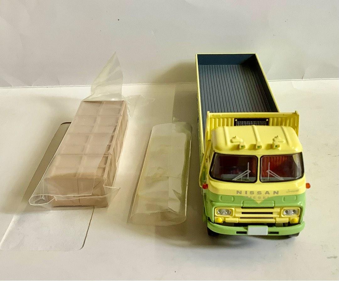 Tomytec LV-108b Nissan Diesel Sungreat, 興趣及遊戲, 玩具& 遊戲類