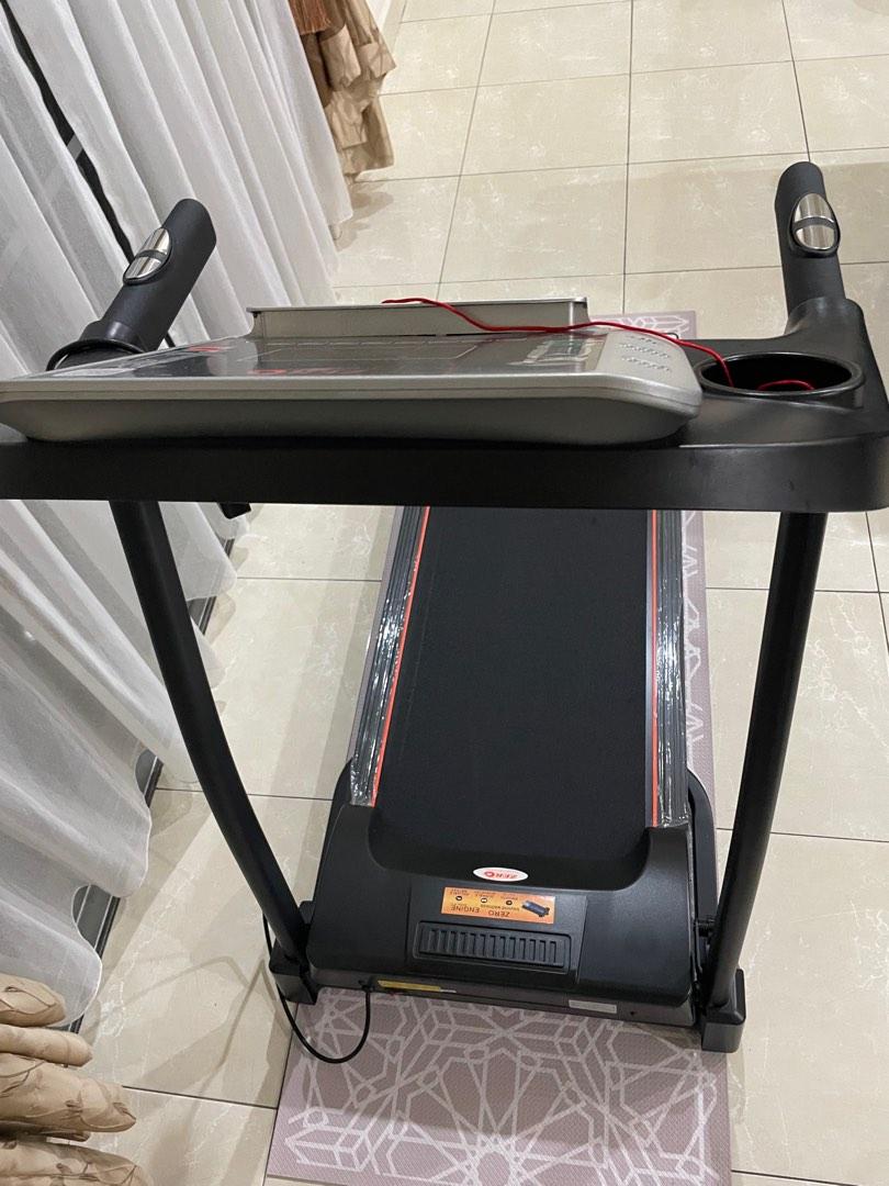 Treadmill ZT 1800 Pro, Sports Equipment, Exercise & Fitness, Cardio